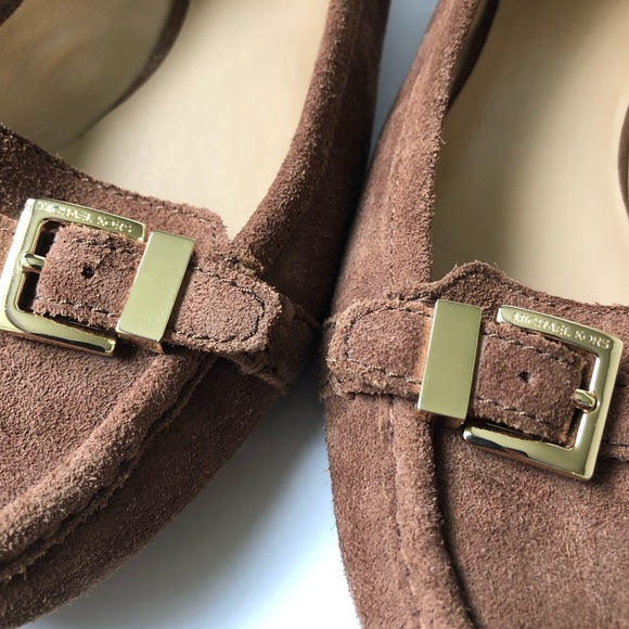 MICHAEL KORS Suede Loafers/Flats with Gold buckle - Picture 7 of 7